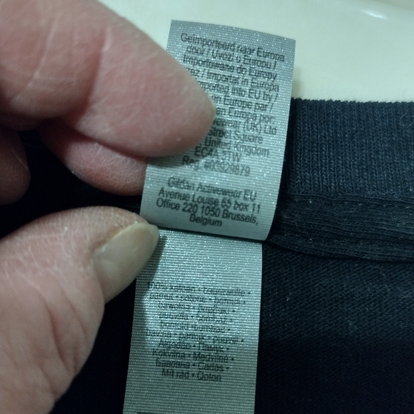 Gildan Black Graphic Band Tee - Picture 5 of 6